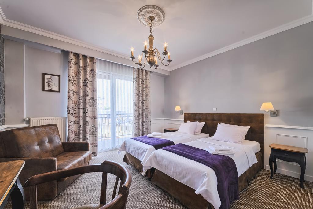 Grand Hotel