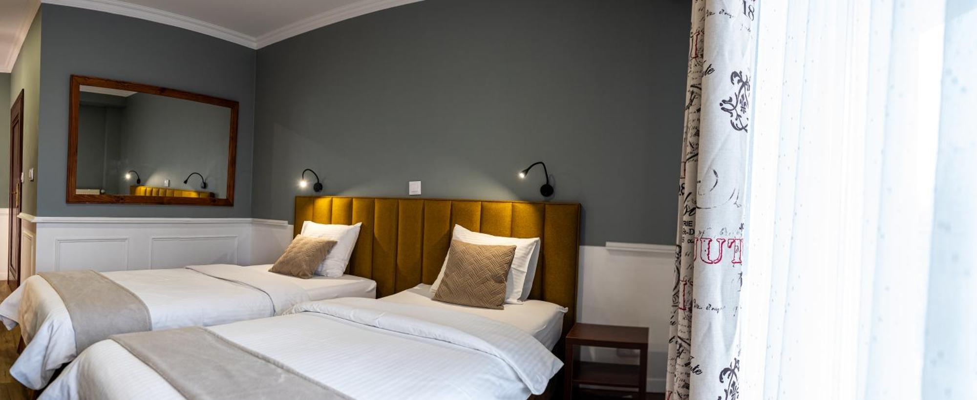 Hotel Grand